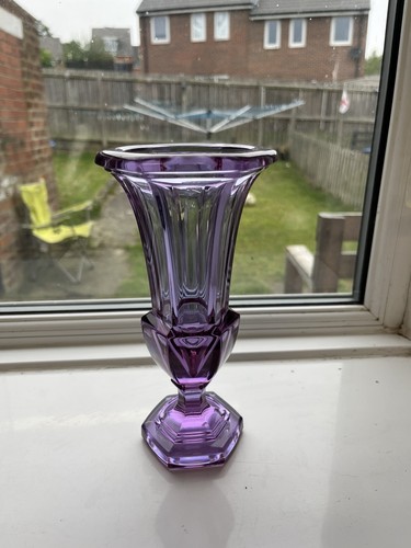 Moser glass alexandrite - glass,