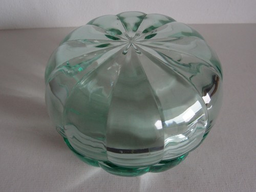 Tin designed v - tin,, liskova